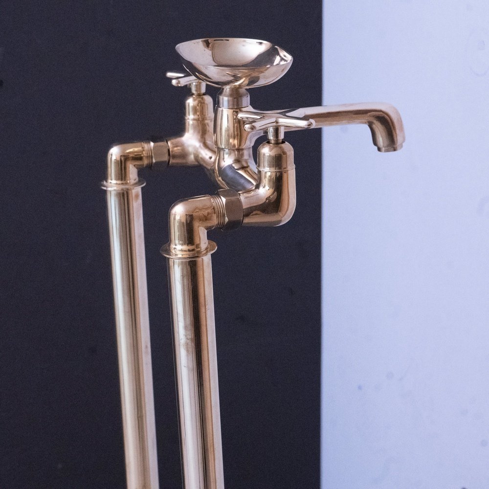 Unlacquered Brass Floor Mount Bath Tub Filler - Brassna